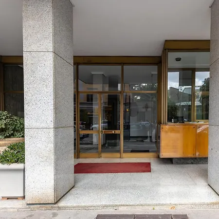 Sempione Apt- Citylife - 4 Posti Letto Milan Exterior photo