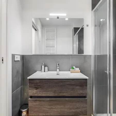 Sempione Apt- Citylife - 4 Posti Letto Milan Exterior photo